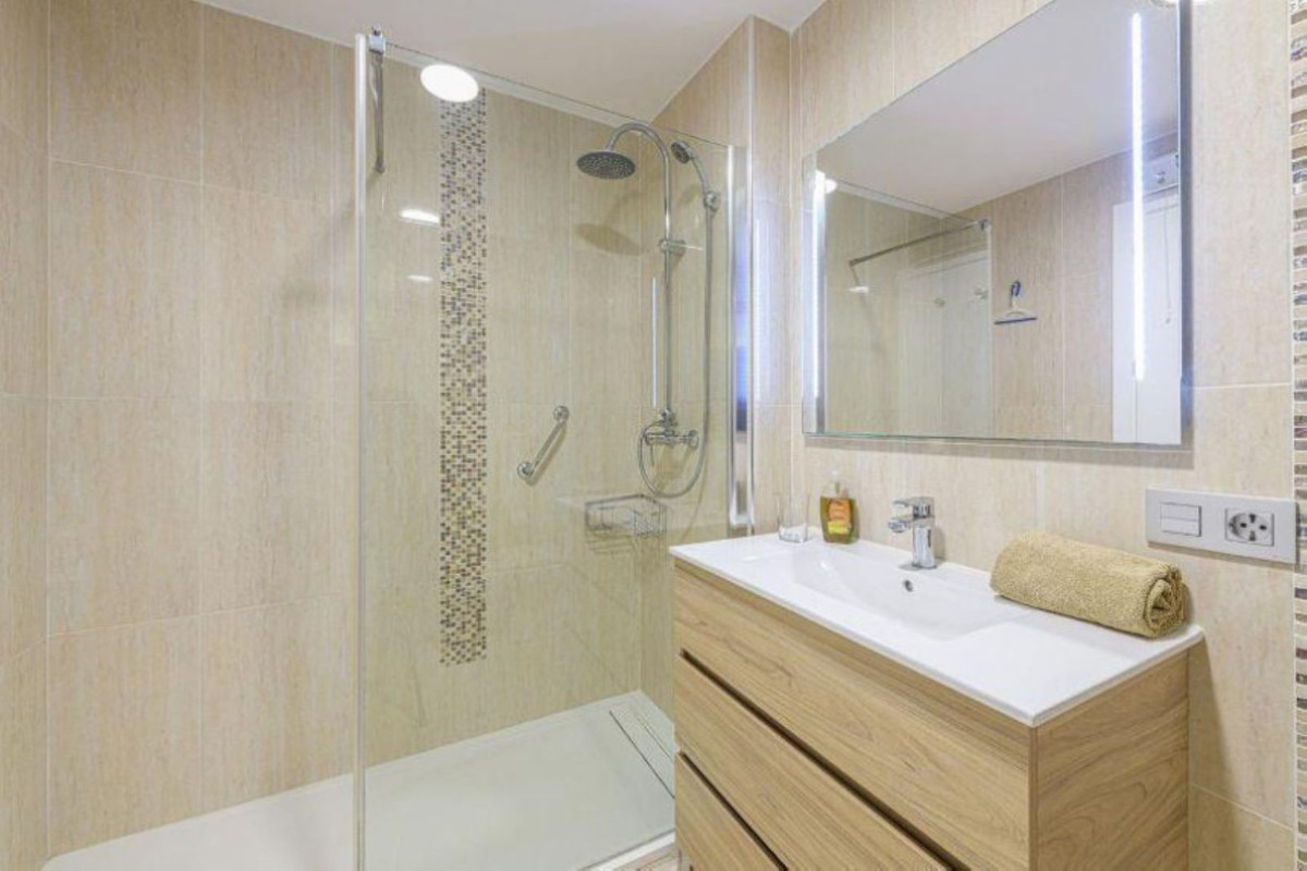 1 Bed Apartment for sale in Elviria Costa Del Sol, Málaga, Spain