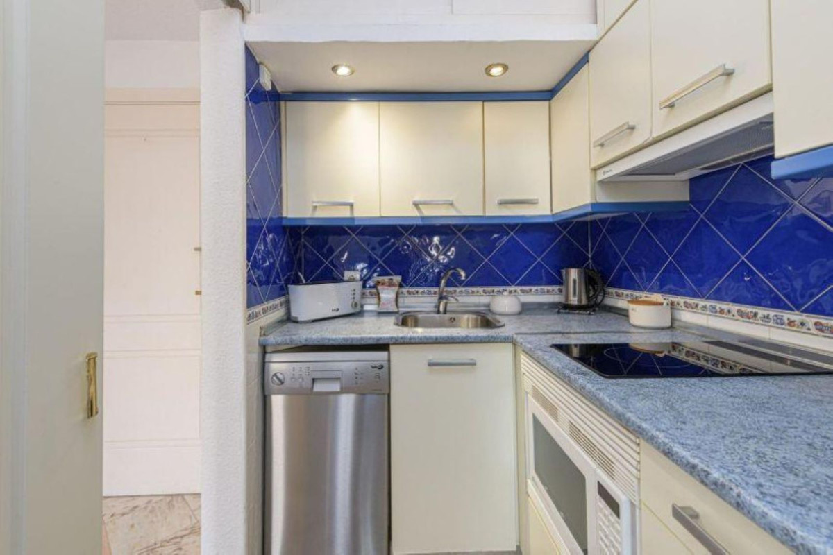 1 Bed Apartment for sale in Elviria Costa Del Sol, Málaga, Spain