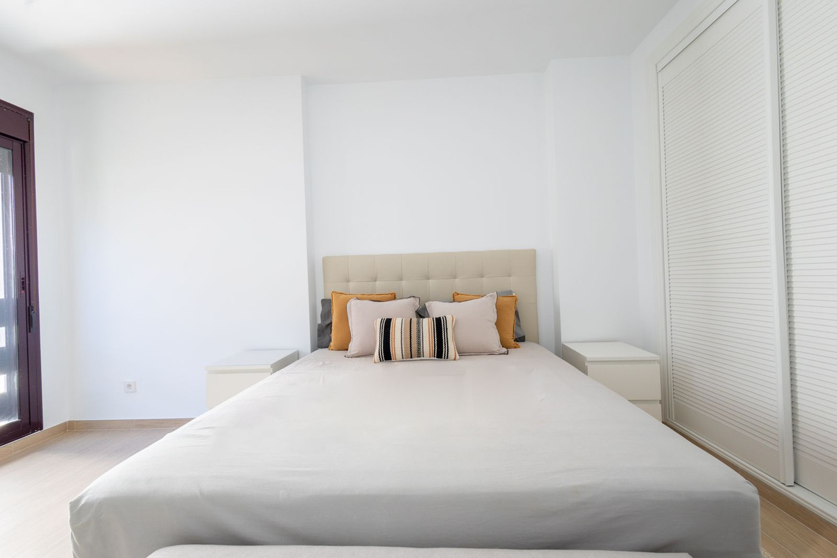 3 Bed Apartment for sale in Nueva Andalucía Costa Del Sol, Málaga, Spain