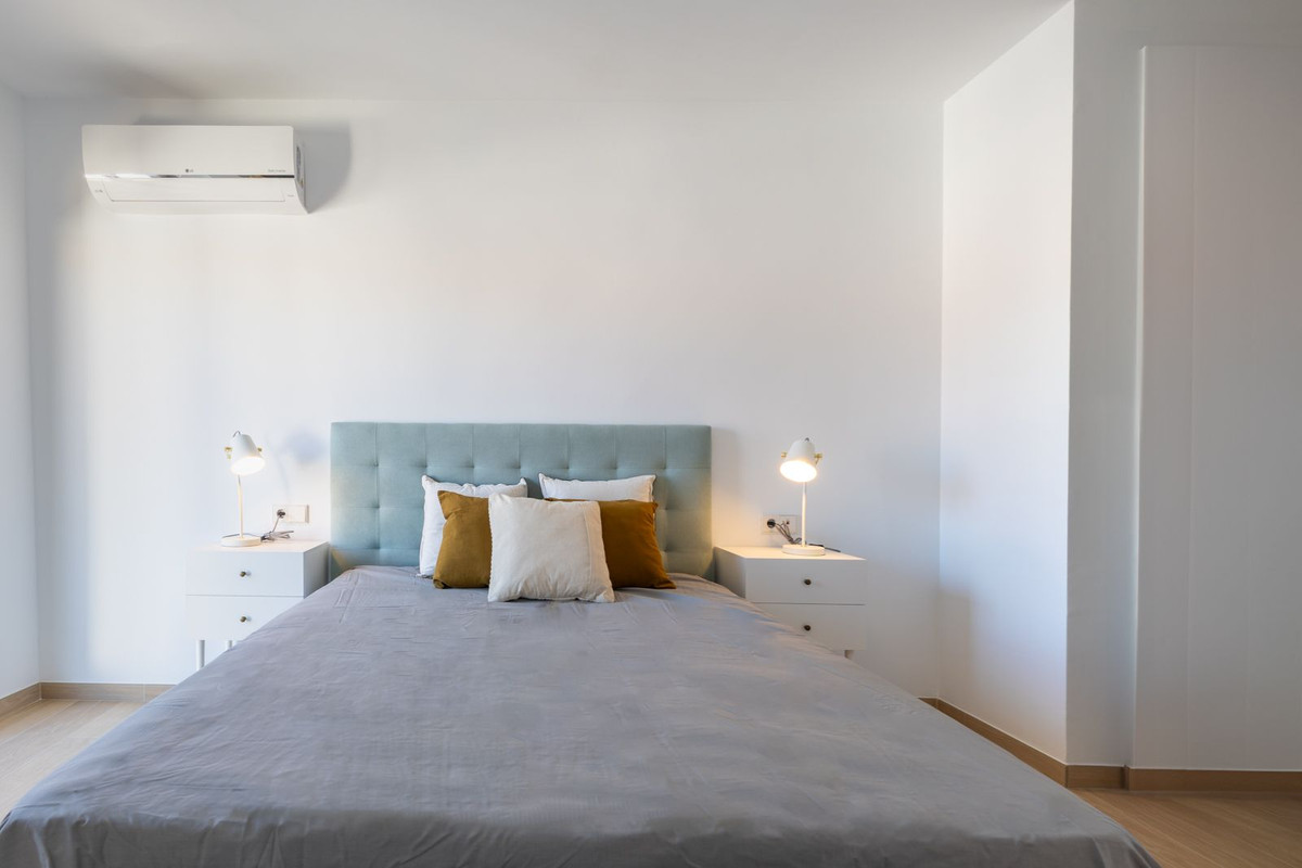 3 Bed Apartment for sale in Nueva Andalucía Costa Del Sol, Málaga, Spain
