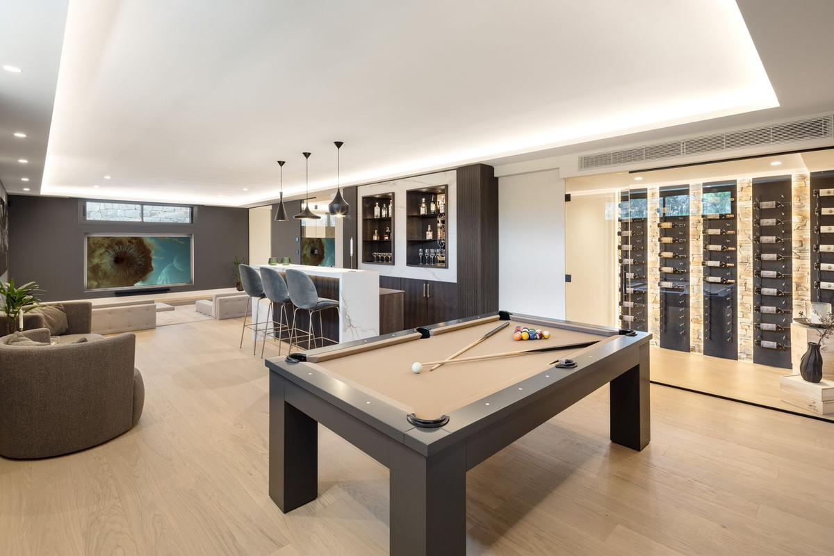 Se vende Villa - Chalet de 5 dormitorios en Costa Del Sol, Málaga, España