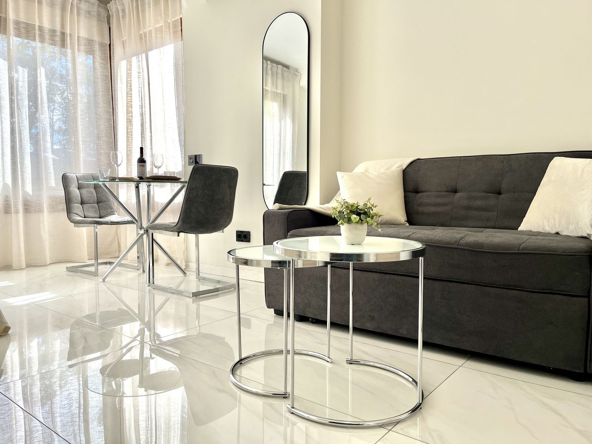 Se vende Apartamento Planta Media de 1 dormitorios en Costa Del Sol, Málaga, España