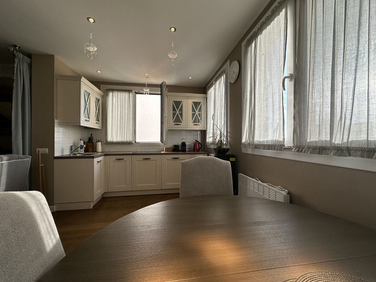 Se vende Apartamento Planta Media de 3 dormitorios en Costa Del Sol, Málaga, España