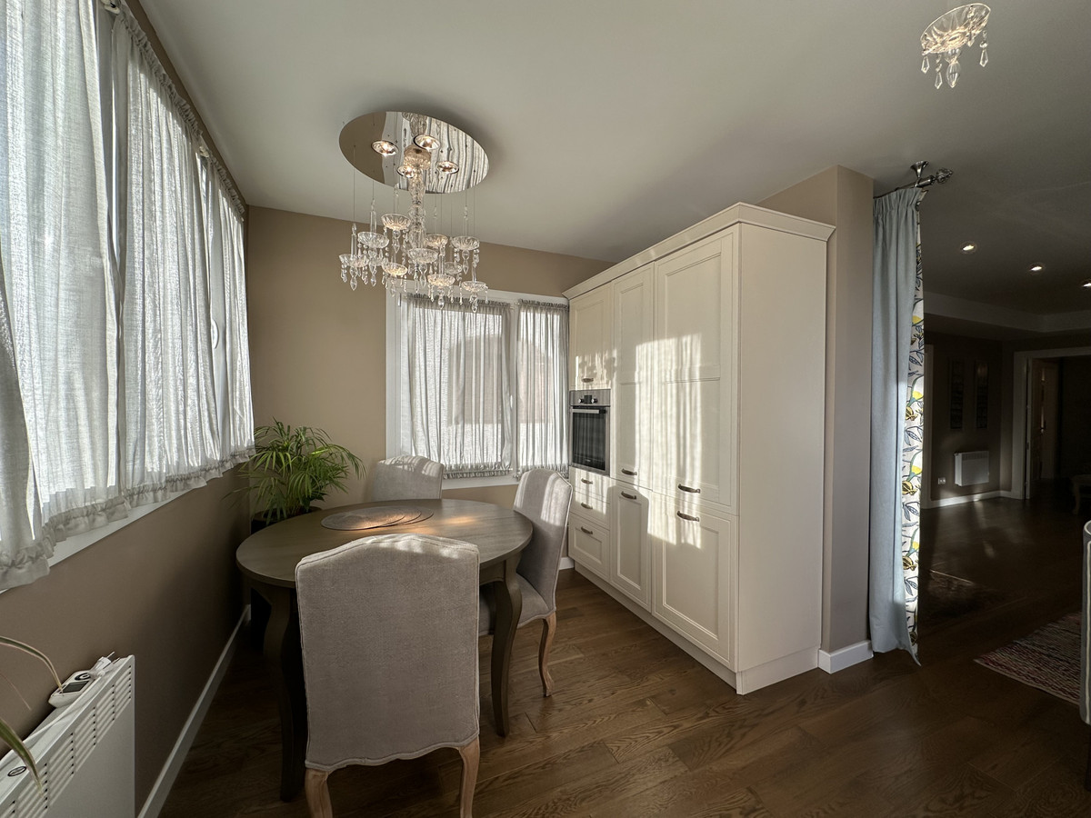 Se vende Apartamento Planta Media de 3 dormitorios en Costa Del Sol, Málaga, España