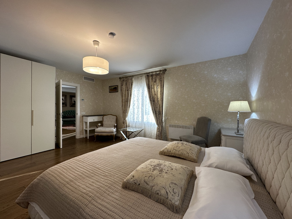 Se vende Apartamento Planta Media de 3 dormitorios en Costa Del Sol, Málaga, España