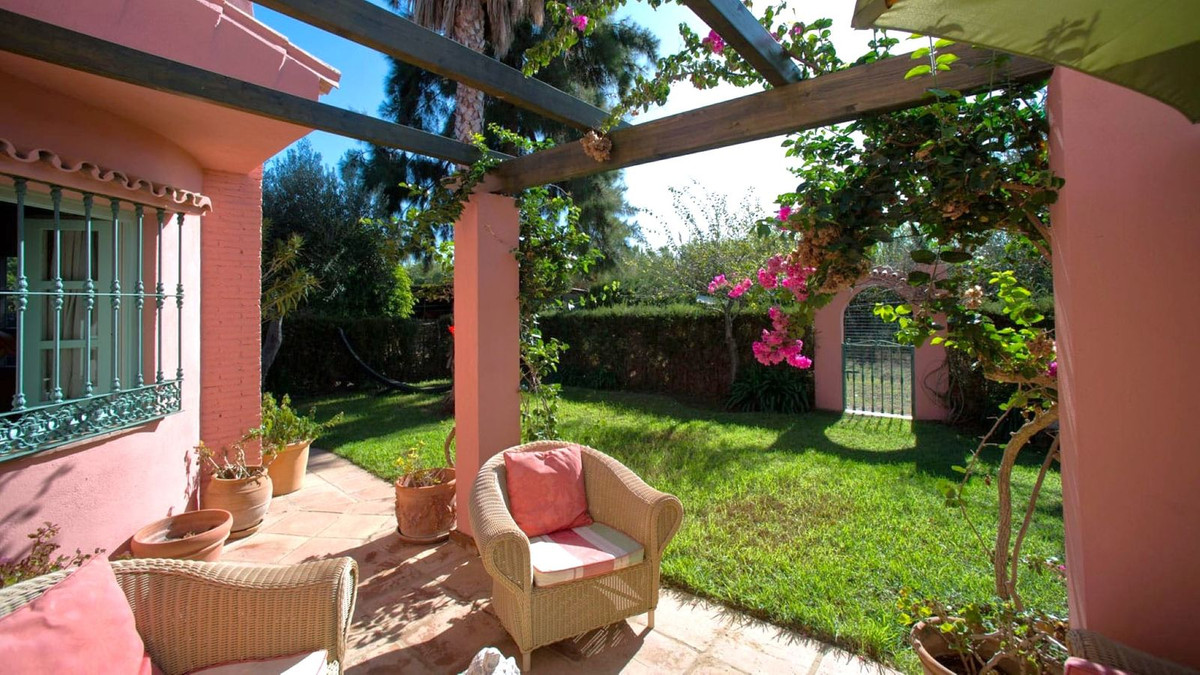 3 Bed Townhouse for sale in Estepona Costa Del Sol, Málaga, Spain