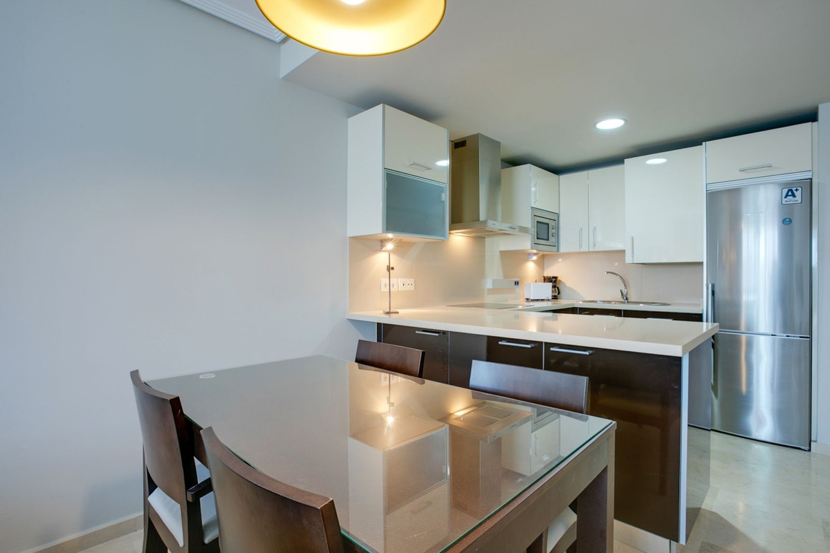 Se vende Aparthotel de 2 dormitorios en Costa Del Sol, Málaga, España