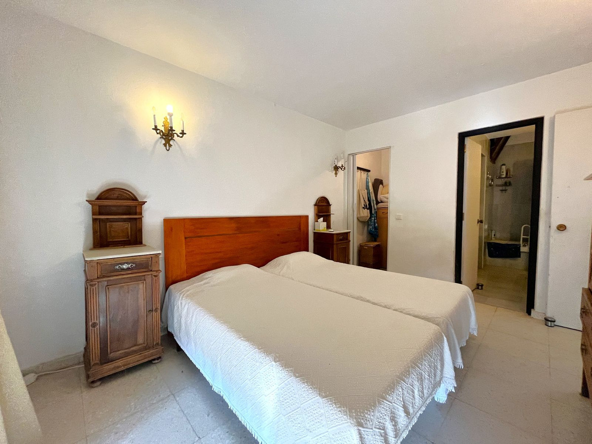 Se vende Villa - Chalet de 5 dormitorios en Costa Del Sol, Málaga, España