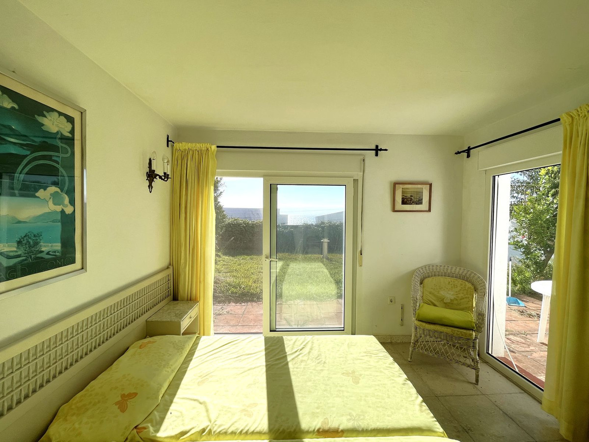 Se vende Villa - Chalet de 5 dormitorios en Costa Del Sol, Málaga, España