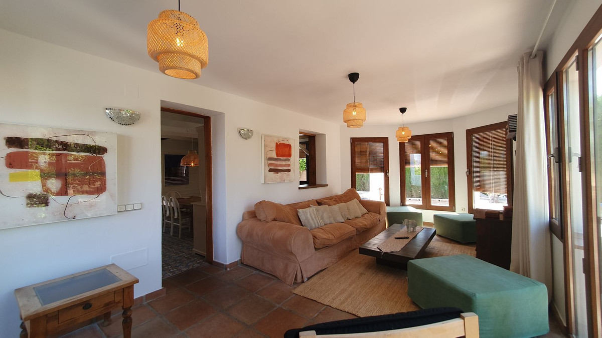 Se vende Finca - Cortijo de 11 dormitorios en Costa Del Sol, Málaga, España
