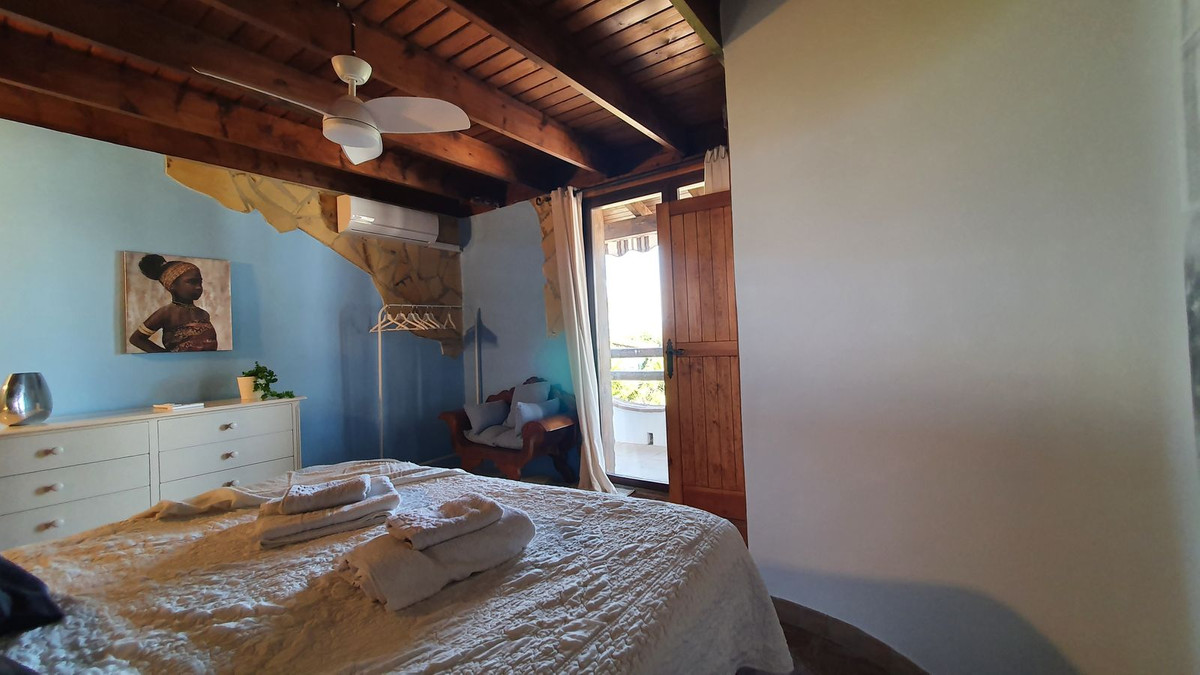 Se vende Finca - Cortijo de 11 dormitorios en Costa Del Sol, Málaga, España