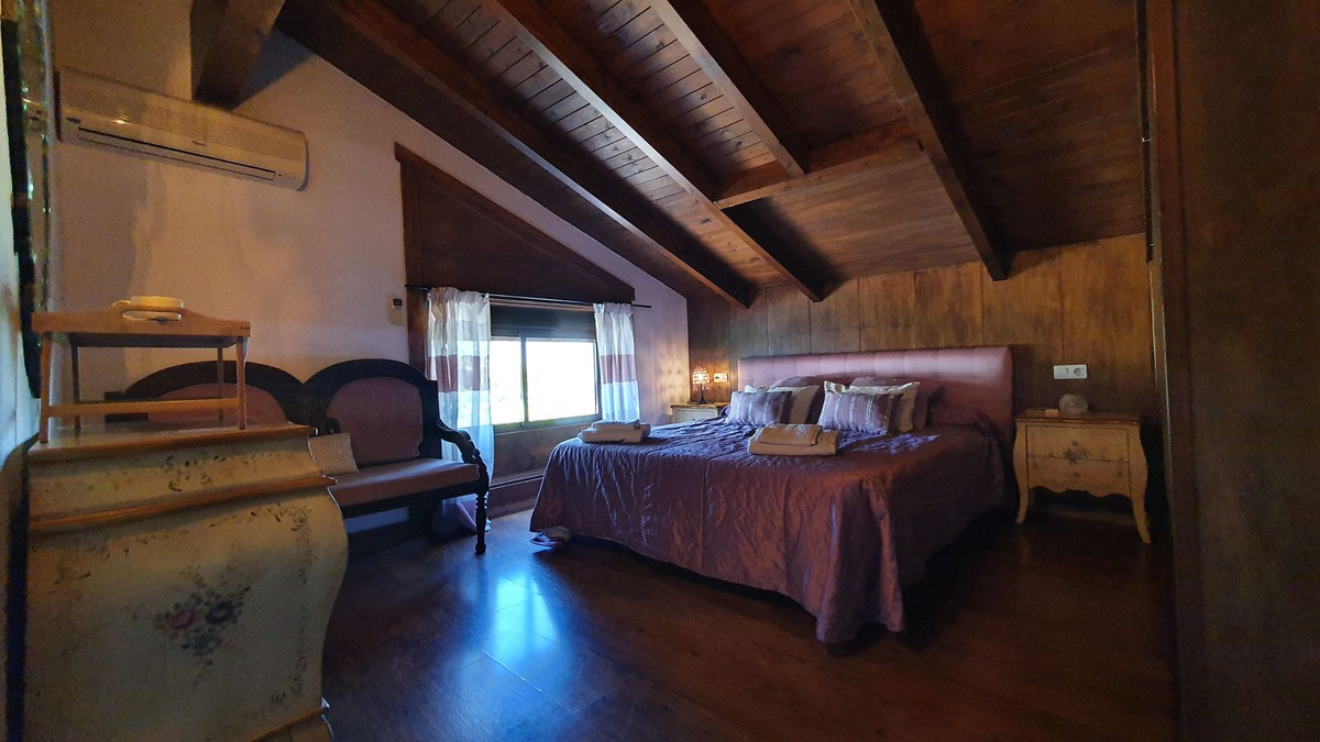 Se vende Finca - Cortijo de 11 dormitorios en Costa Del Sol, Málaga, España