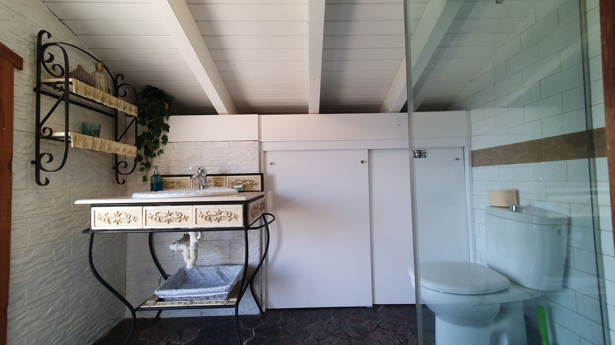 Se vende Finca - Cortijo de 11 dormitorios en Costa Del Sol, Málaga, España