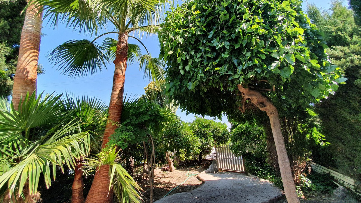 Se vende Finca - Cortijo de 11 dormitorios en Costa Del Sol, Málaga, España
