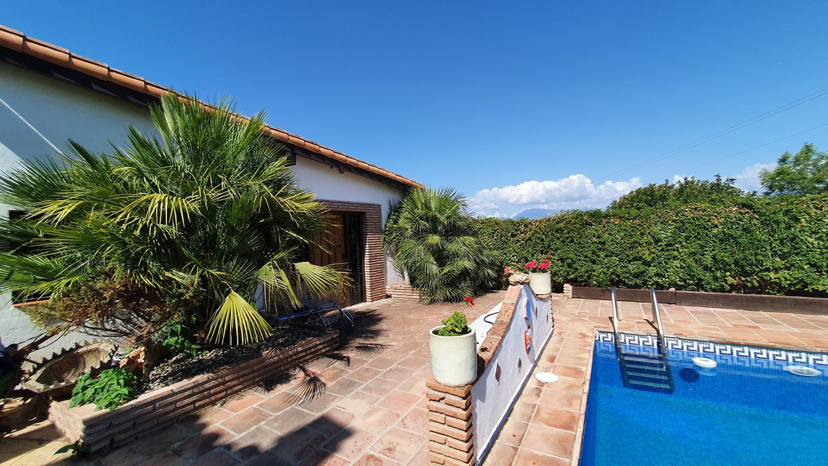 Se vende Finca - Cortijo de 11 dormitorios en Costa Del Sol, Málaga, España