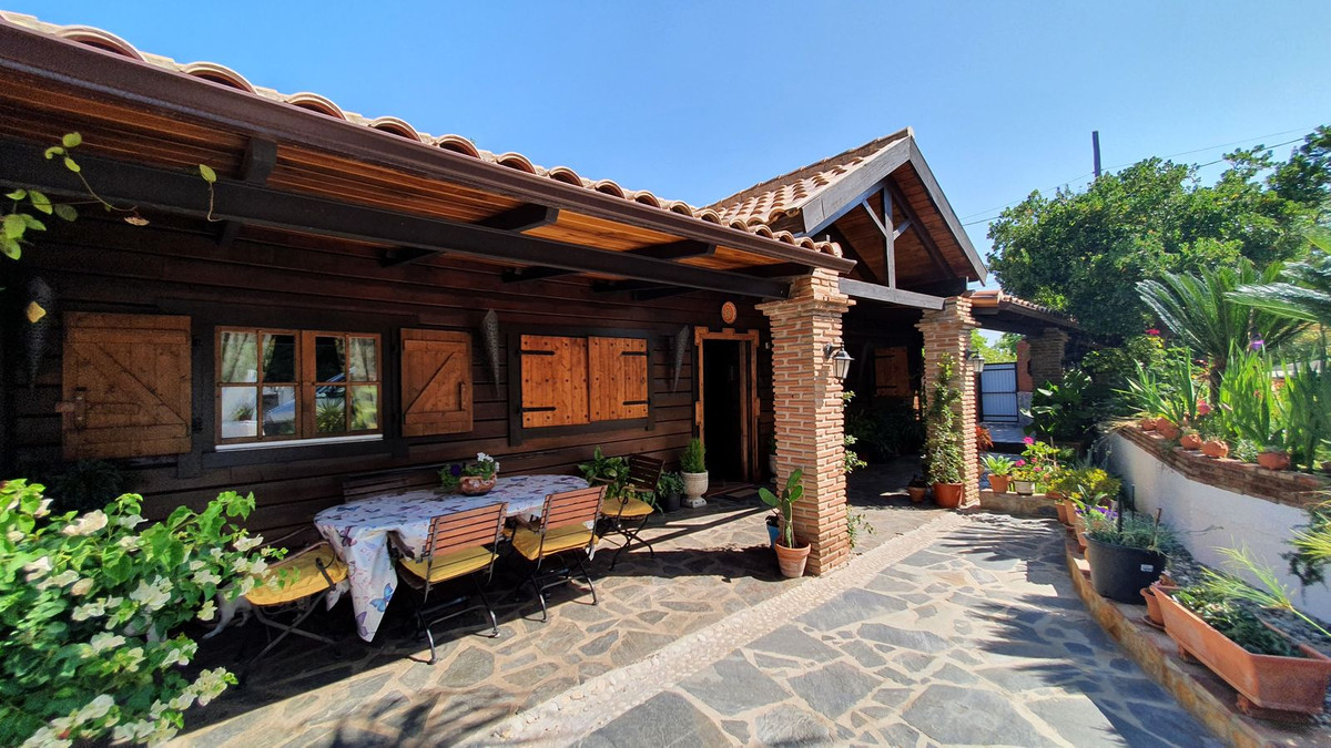 Se vende Finca - Cortijo de 11 dormitorios en Costa Del Sol, Málaga, España