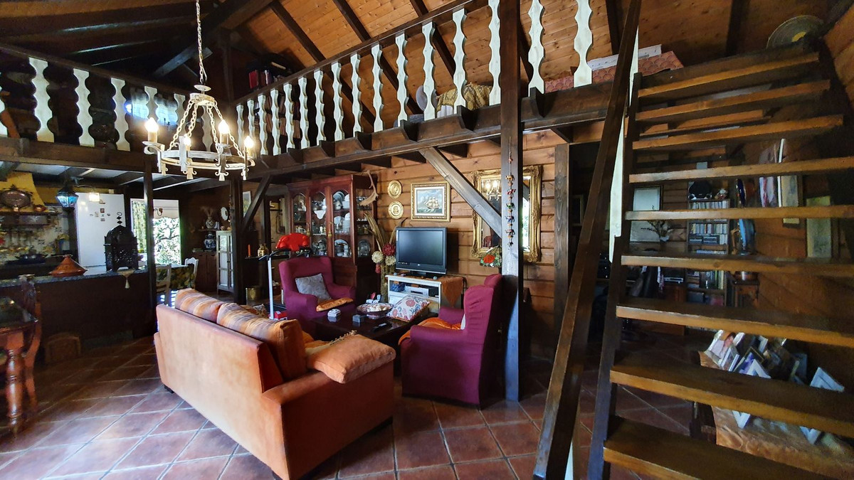 Se vende Finca - Cortijo de 11 dormitorios en Costa Del Sol, Málaga, España