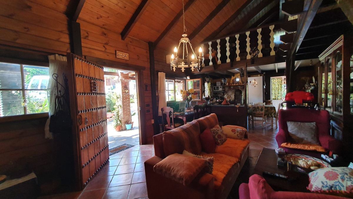 Se vende Finca - Cortijo de 11 dormitorios en Costa Del Sol, Málaga, España