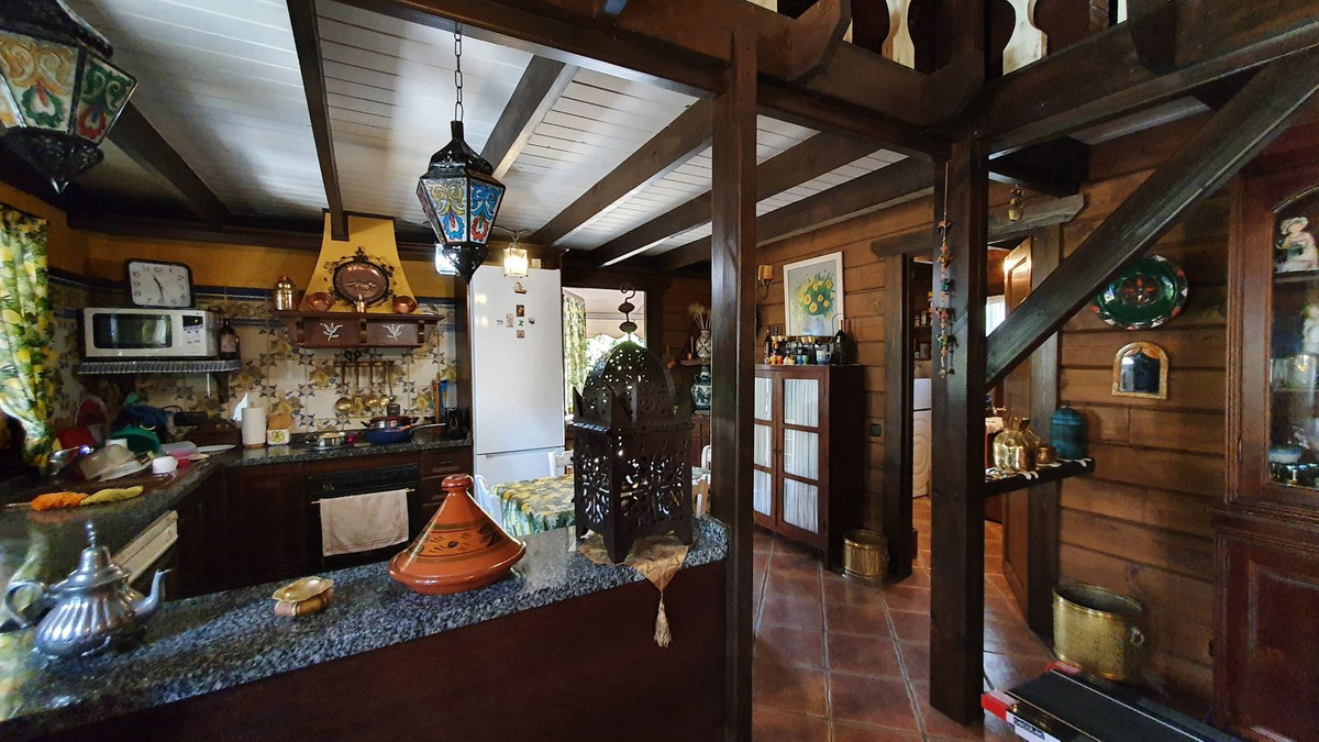 Se vende Finca - Cortijo de 11 dormitorios en Costa Del Sol, Málaga, España