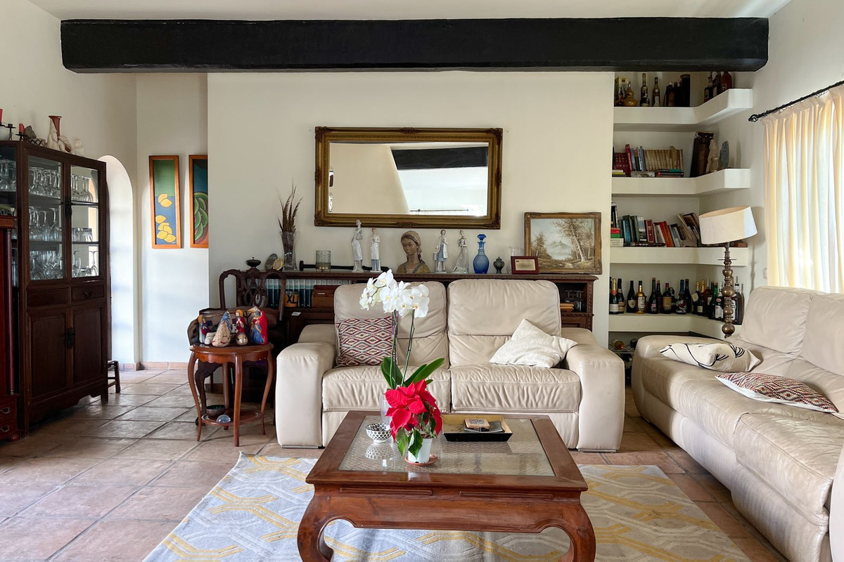 4 Bed Townhouse for sale in Estepona Costa Del Sol, Málaga, Spain