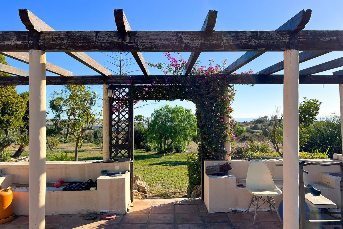 4 Bed Townhouse for sale in Estepona Costa Del Sol, Málaga, Spain