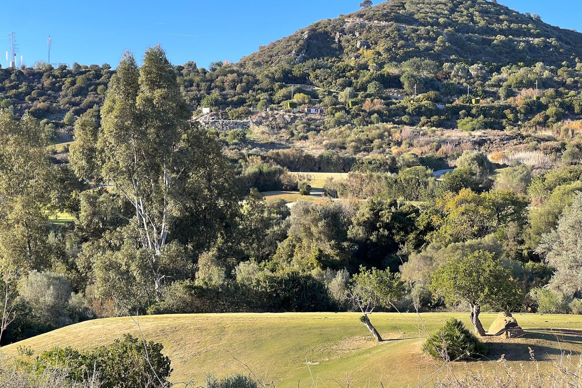 Se vende Terreno Urbano  en Costa Del Sol, Málaga, España