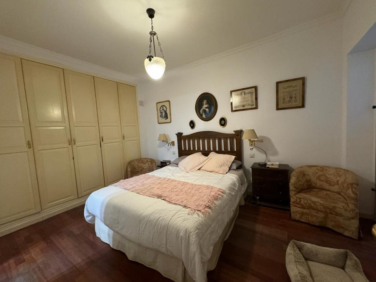 4 Bed Townhouse for sale in Nueva Andalucía Costa Del Sol, Málaga, Spain