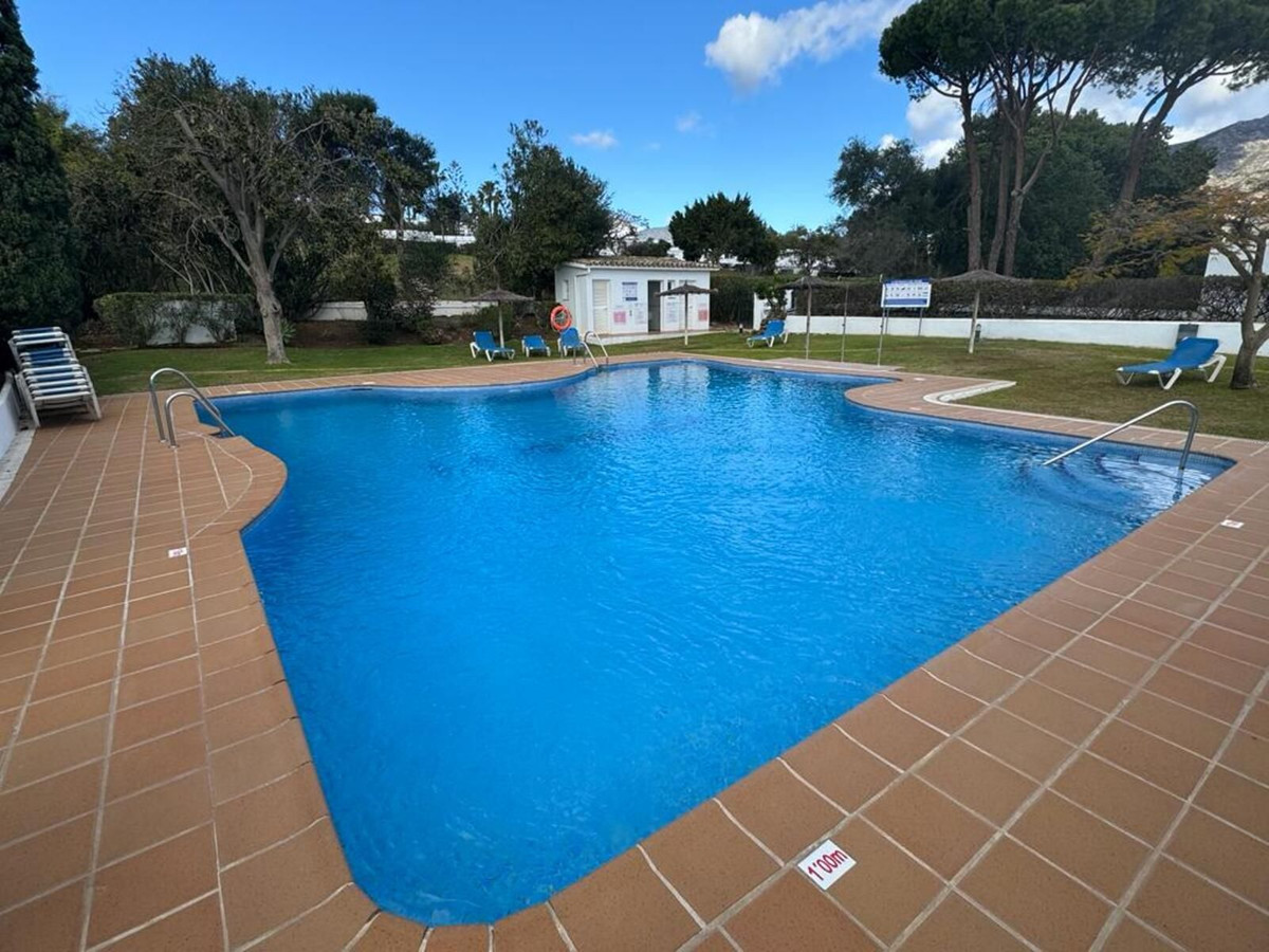 4 Bed Townhouse for sale in Nueva Andalucía Costa Del Sol, Málaga, Spain