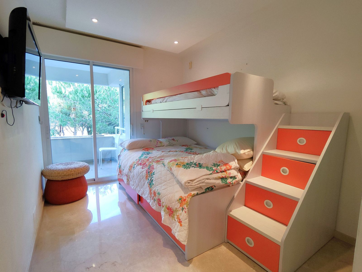 3 Bed Apartment for sale in Estepona Costa Del Sol, Málaga, Spain