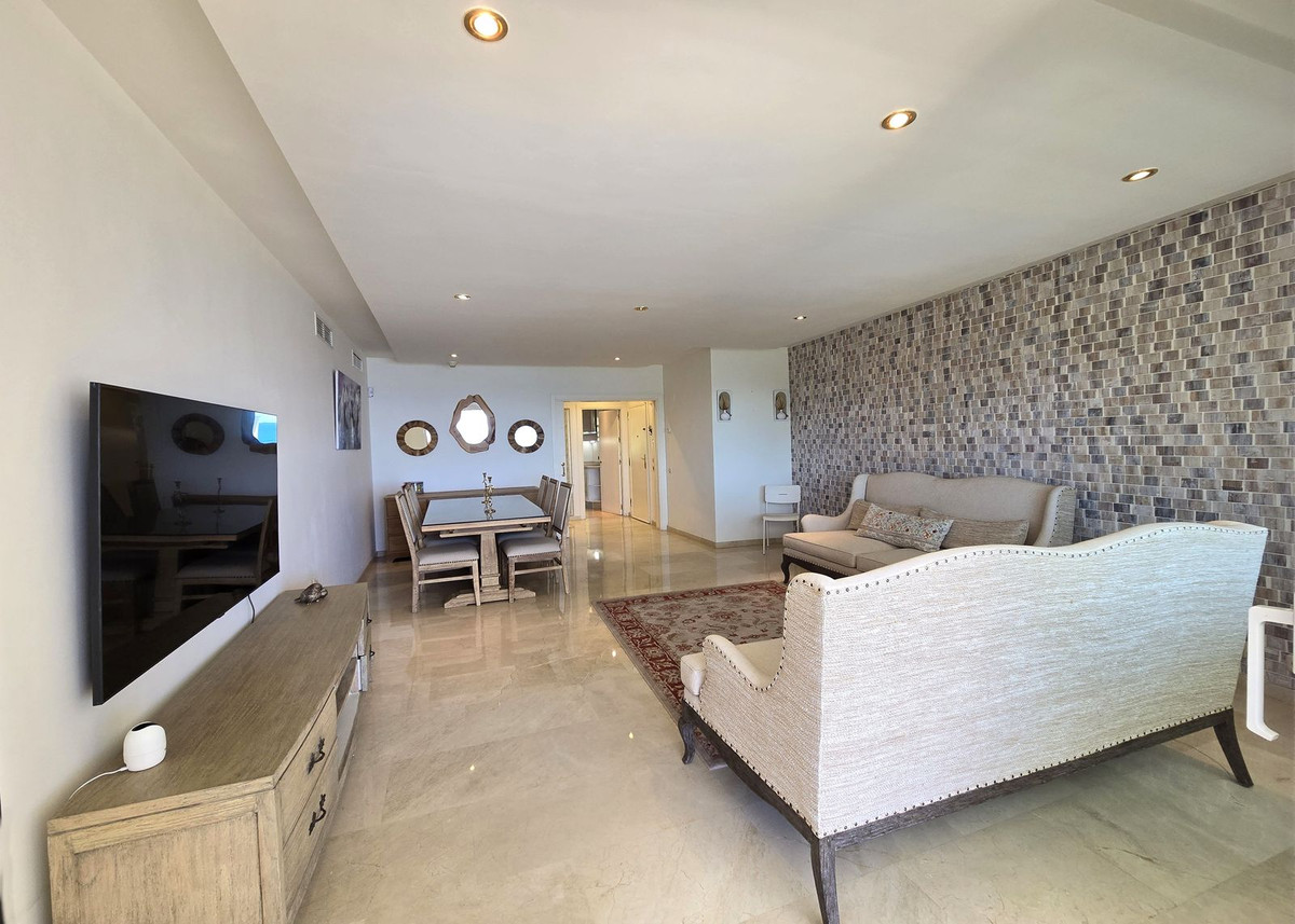 3 Bed Apartment for sale in Estepona Costa Del Sol, Málaga, Spain