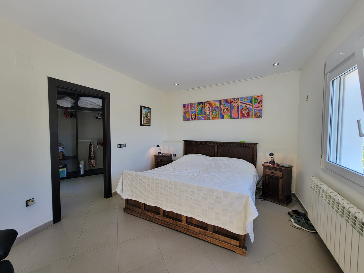 3 Bed Townhouse for sale in Calpe Costa Blanca, Alicante, Spain