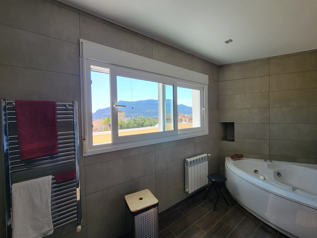 3 Bed Townhouse for sale in Calpe Costa Blanca, Alicante, Spain