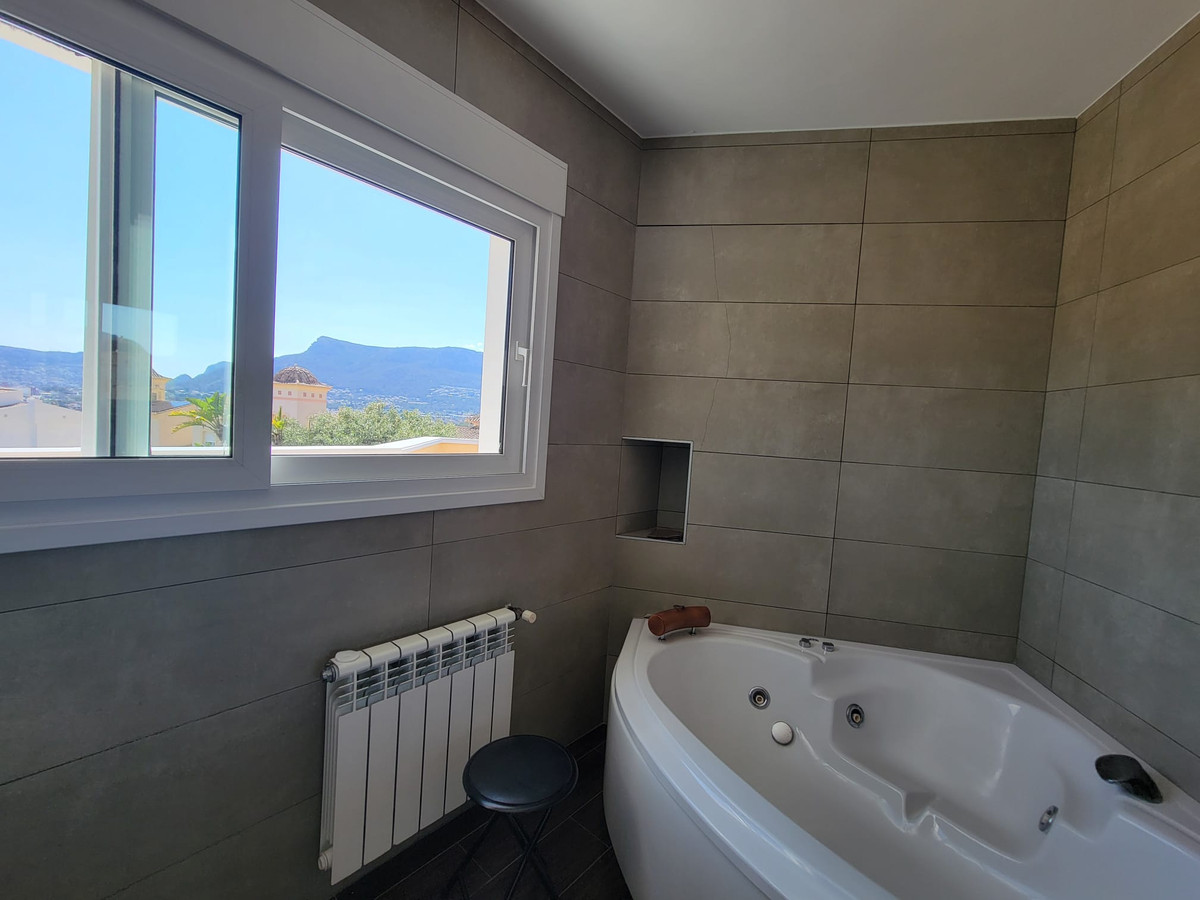 3 Bed Townhouse for sale in Calpe Costa Blanca, Alicante, Spain