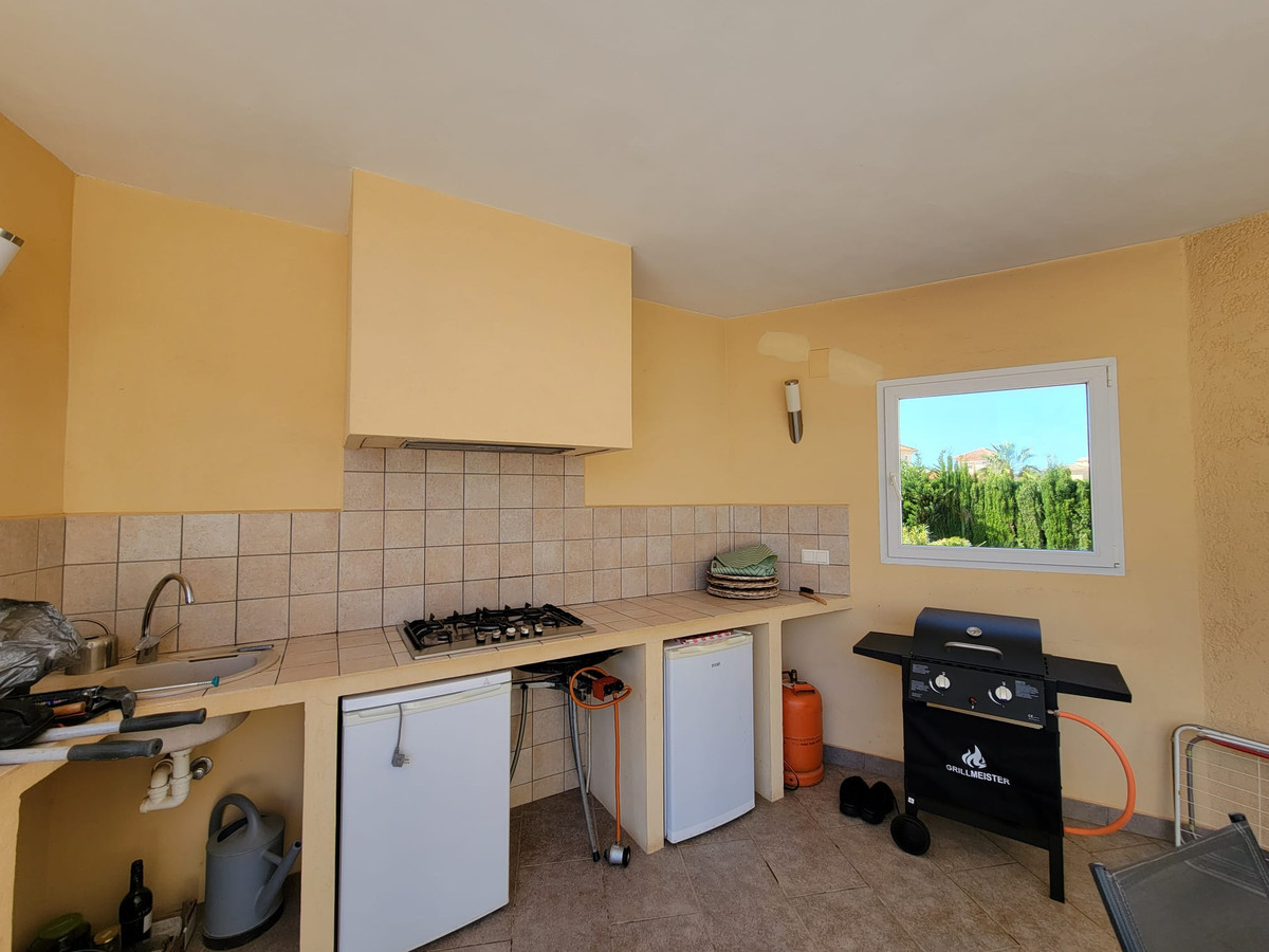 3 Bed Townhouse for sale in Calpe Costa Blanca, Alicante, Spain