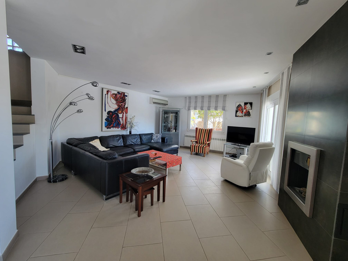 3 Bed Townhouse for sale in Calpe Costa Blanca, Alicante, Spain