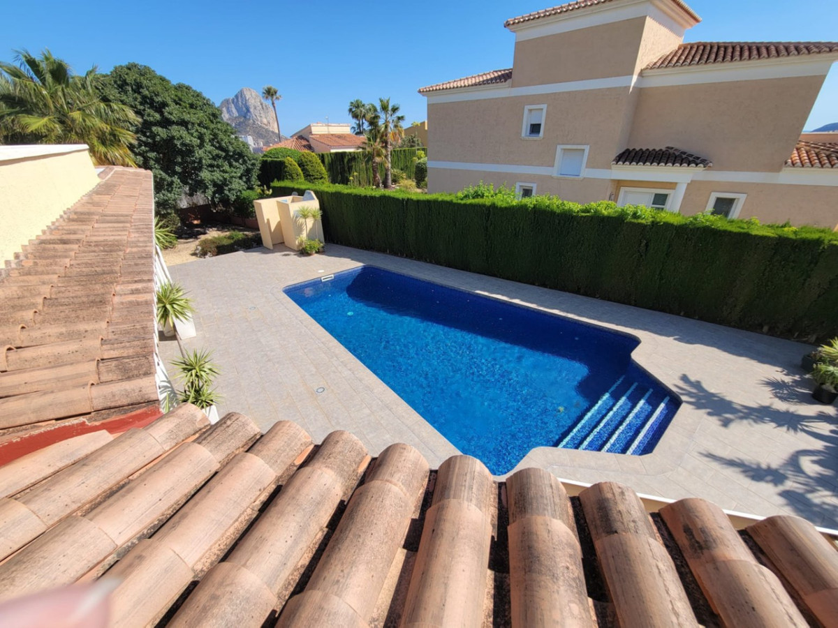3 Bed Townhouse for sale in Calpe Costa Blanca, Alicante, Spain