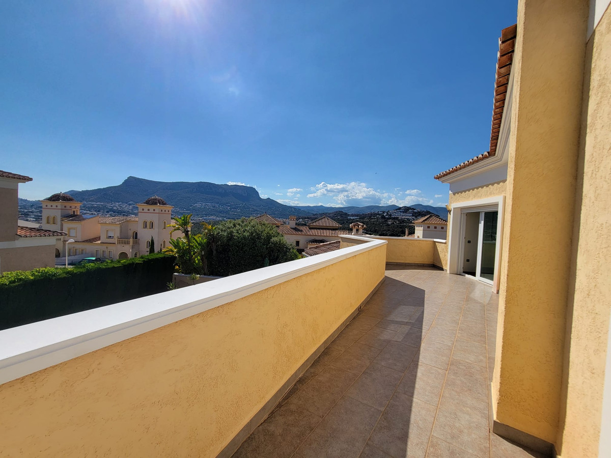 3 Bed Townhouse for sale in Calpe Costa Blanca, Alicante, Spain