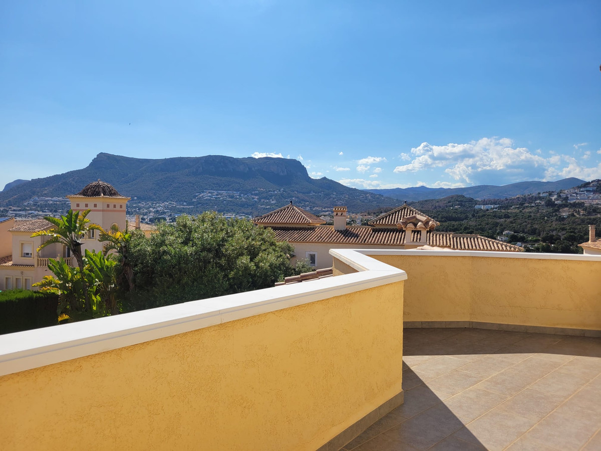 3 Bed Townhouse for sale in Calpe Costa Blanca, Alicante, Spain