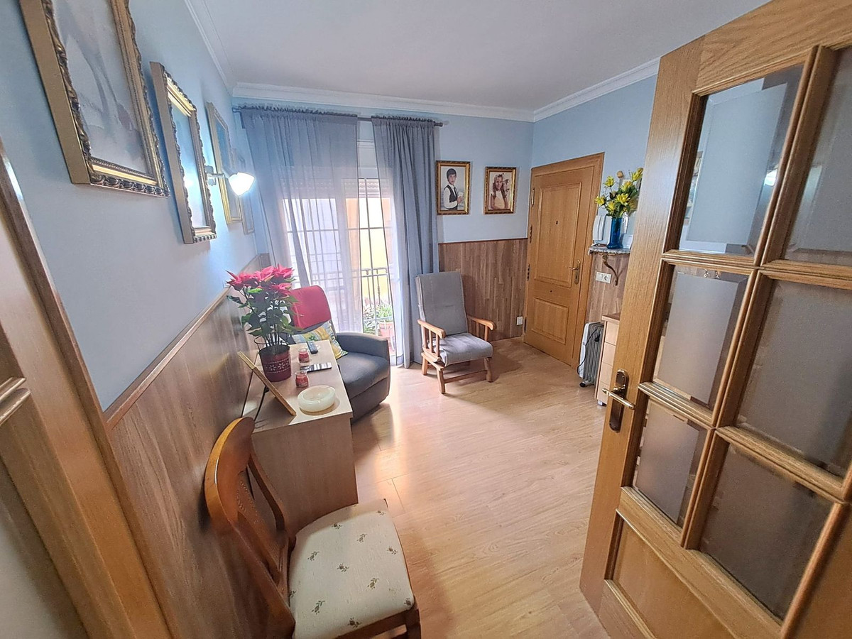 4 Bed Apartment for sale in Fuengirola Costa Del Sol, Málaga, Spain