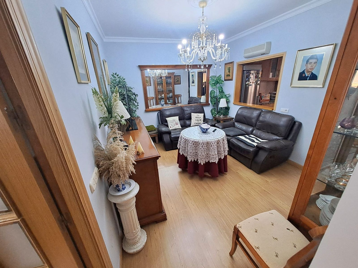 4 Bed Apartment for sale in Fuengirola Costa Del Sol, Málaga, Spain