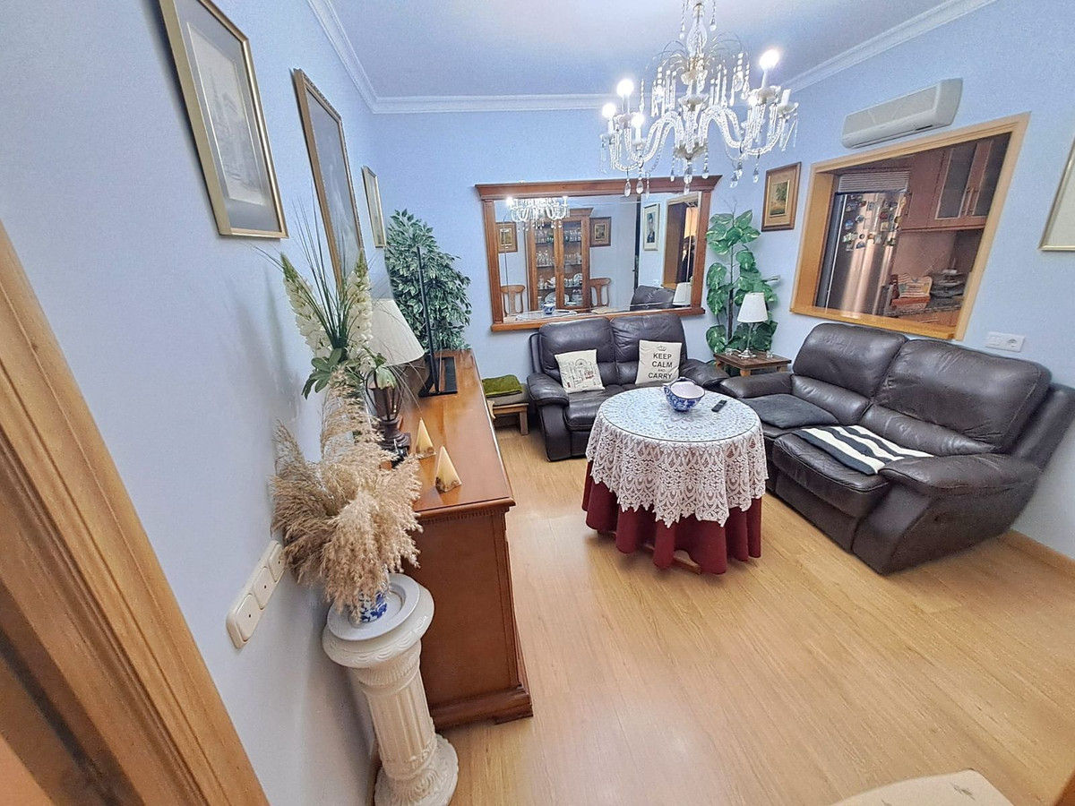 4 Bed Apartment for sale in Fuengirola Costa Del Sol, Málaga, Spain