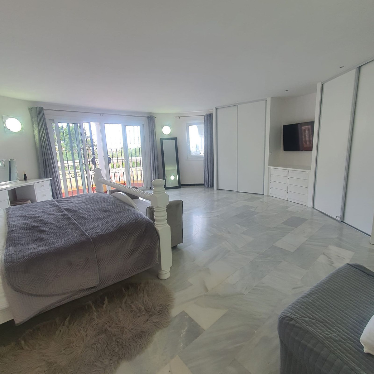 6 Bed Townhouse for sale in El Faro Costa Del Sol, Málaga, Spain