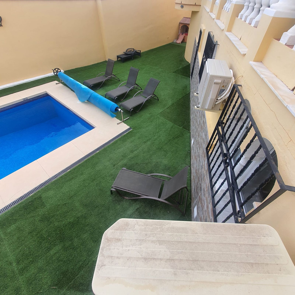 6 Bed Townhouse for sale in El Faro Costa Del Sol, Málaga, Spain