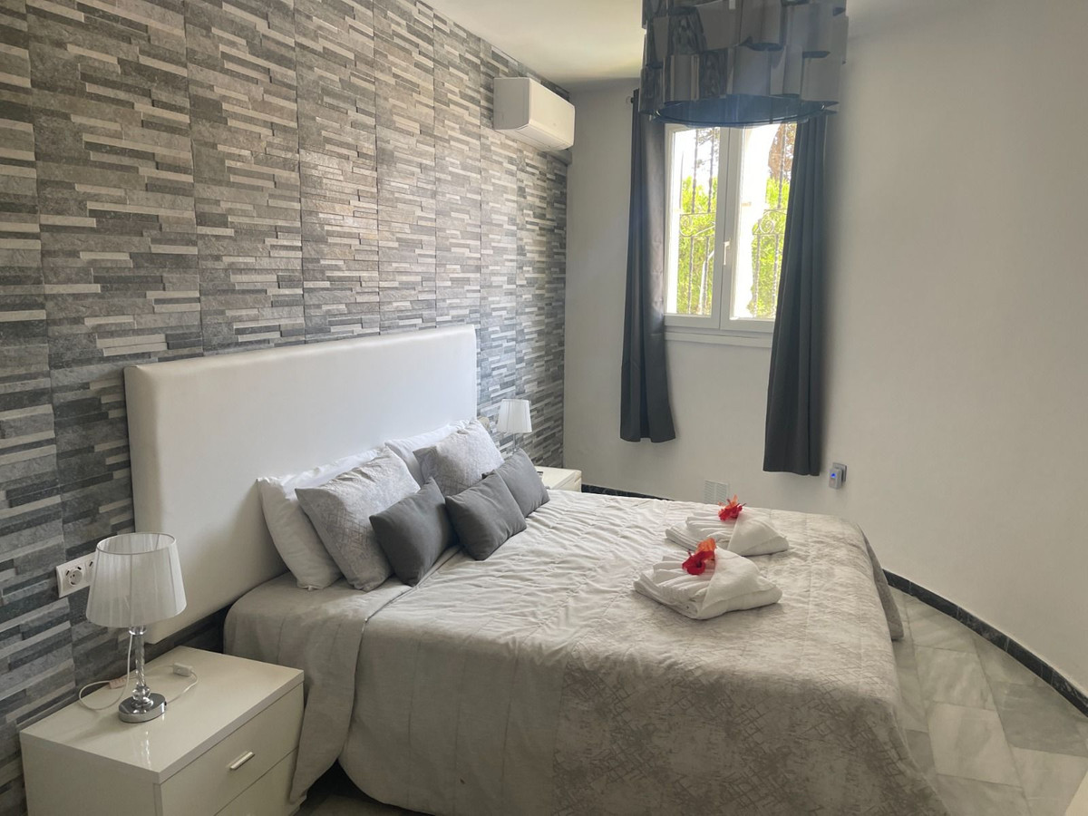 6 Bed Townhouse for sale in El Faro Costa Del Sol, Málaga, Spain