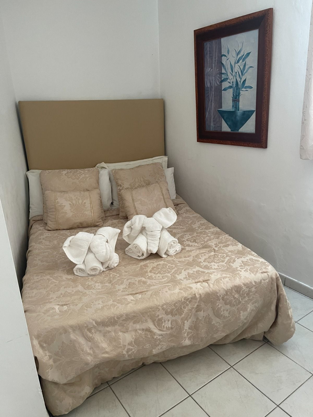 6 Bed Townhouse for sale in El Faro Costa Del Sol, Málaga, Spain