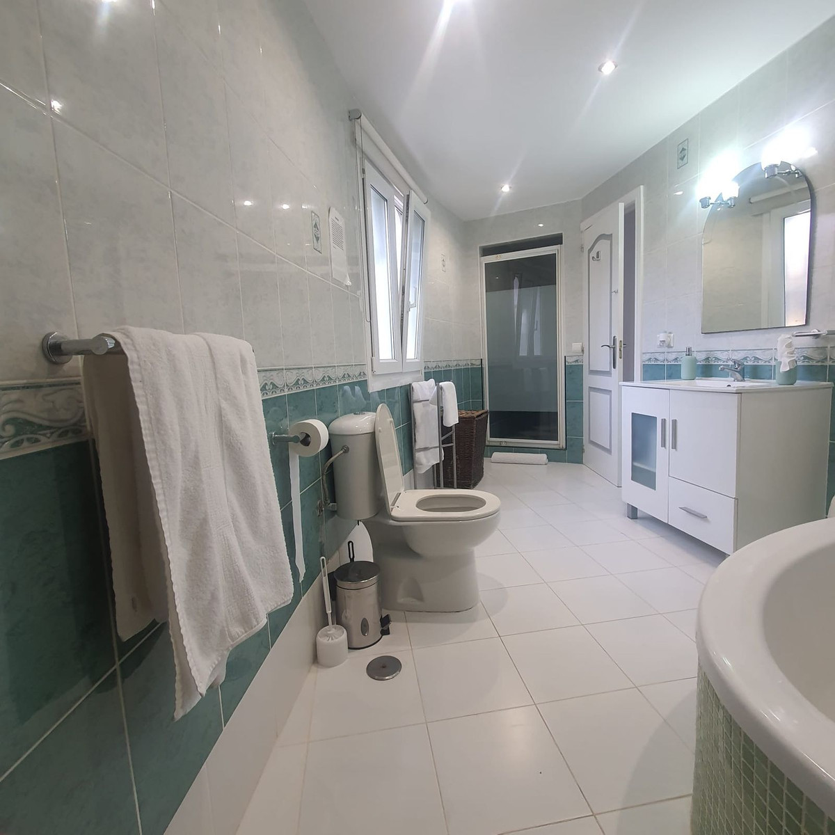 6 Bed Townhouse for sale in El Faro Costa Del Sol, Málaga, Spain