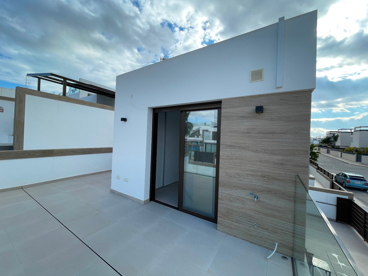 3 Bed Townhouse for sale in Benijofar Costa Blanca, Alicante, Spain