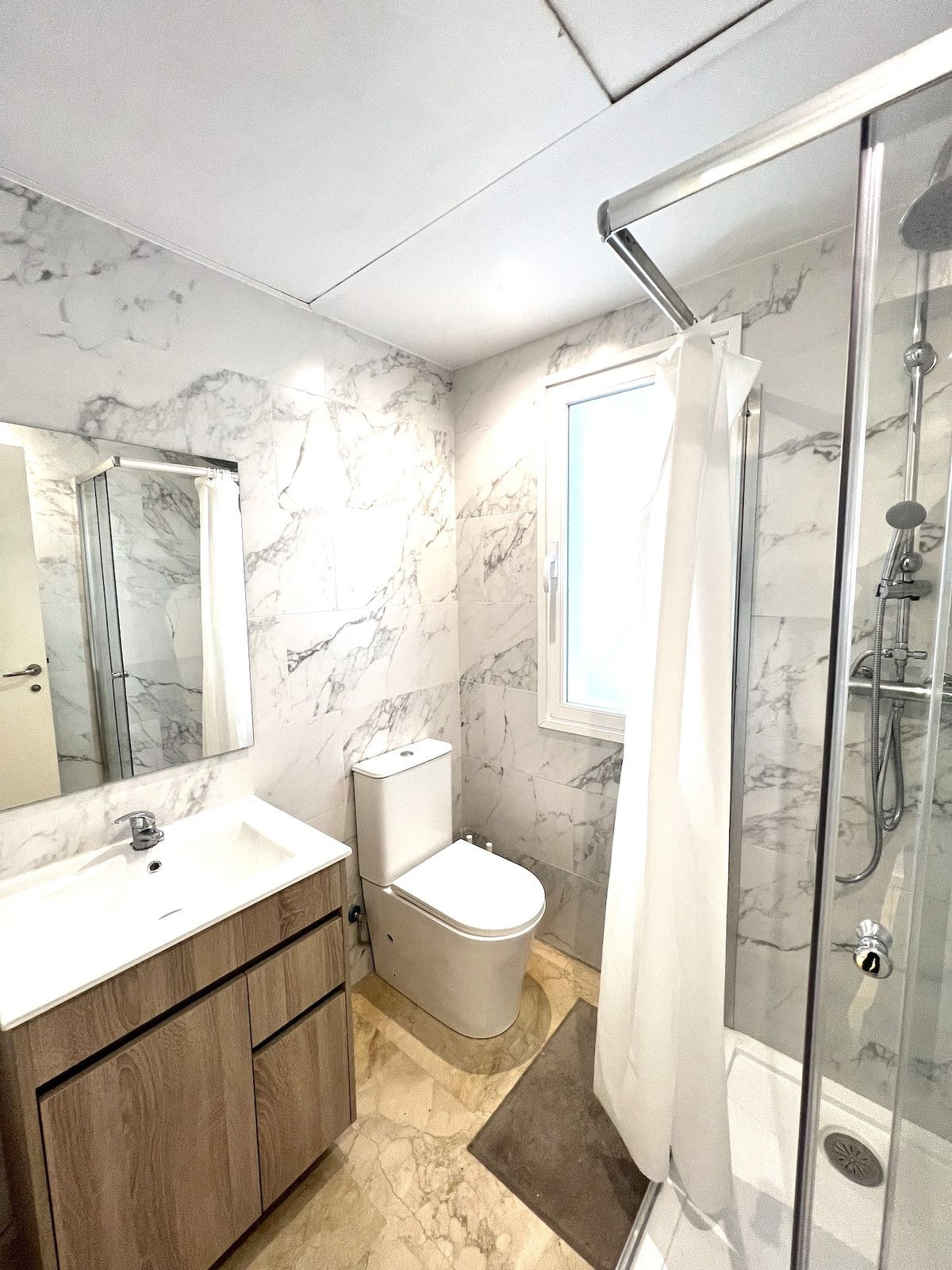 3 Bed Apartment for sale in Puerto Banús Costa Del Sol, Málaga, Spain