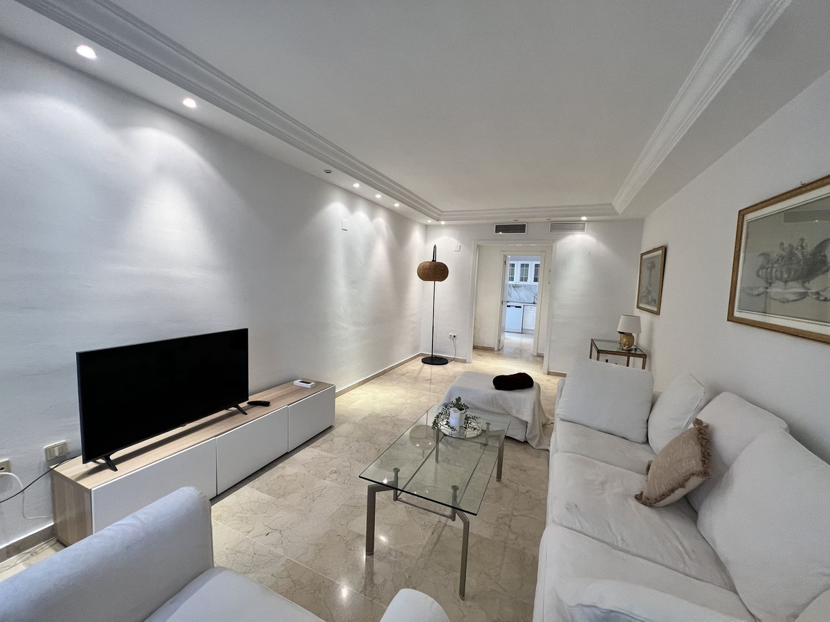 3 Bed Apartment for sale in Puerto Banús Costa Del Sol, Málaga, Spain