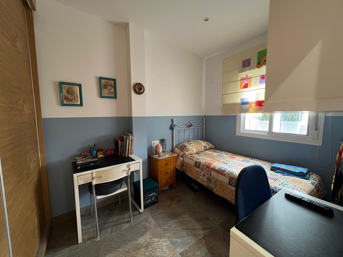 4 Bed Townhouse for sale in Estepona Costa Del Sol, Málaga, Spain